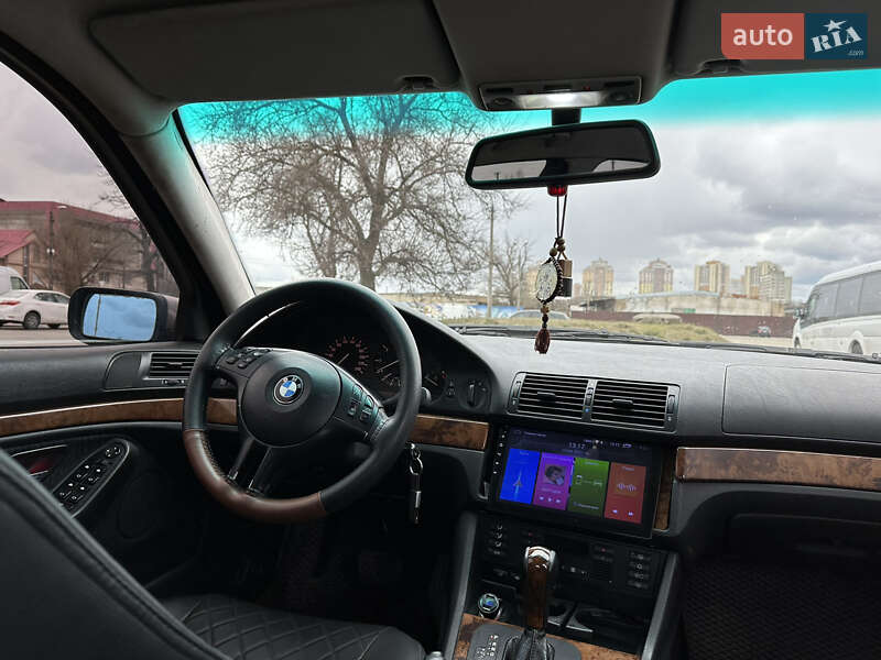 Седан BMW 5 Series 2001 в Запоріжжі