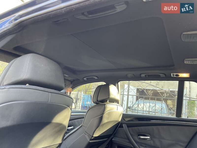 Универсал BMW 5 Series 2005 в Окнах