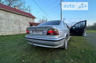 Седан BMW 5 Series 2000 в Виноградове