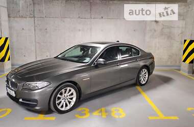 Седан BMW 5 Series 2013 в Львові