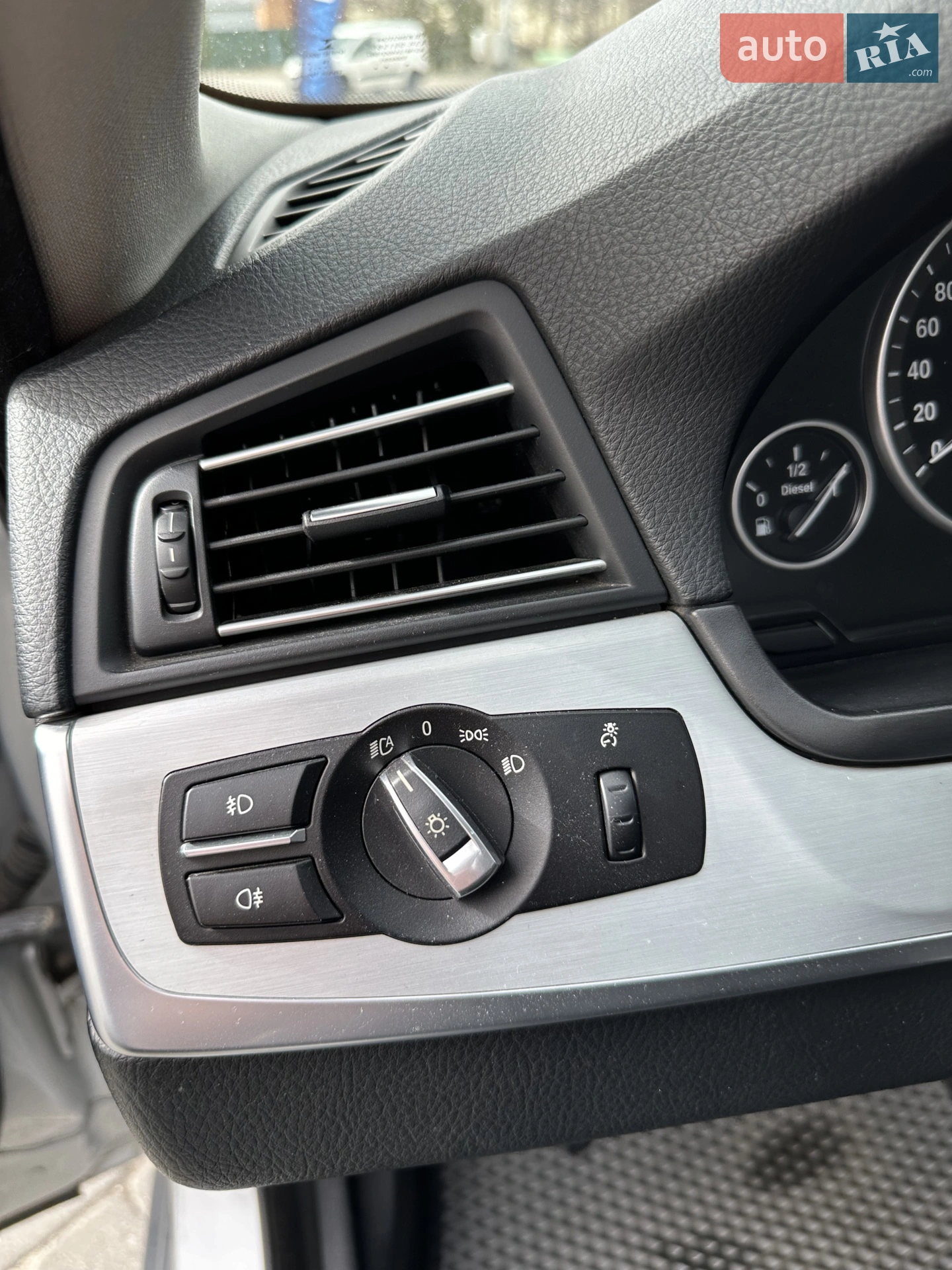 2010 BMW 5er - мініатюра 27