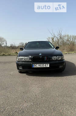 Седан BMW 5 Series 2000 в Червонограде