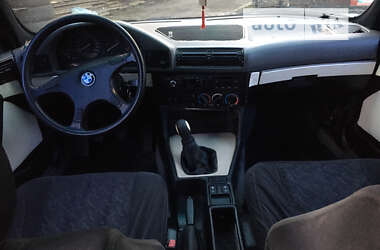 Седан BMW 5 Series 1991 в Попельне