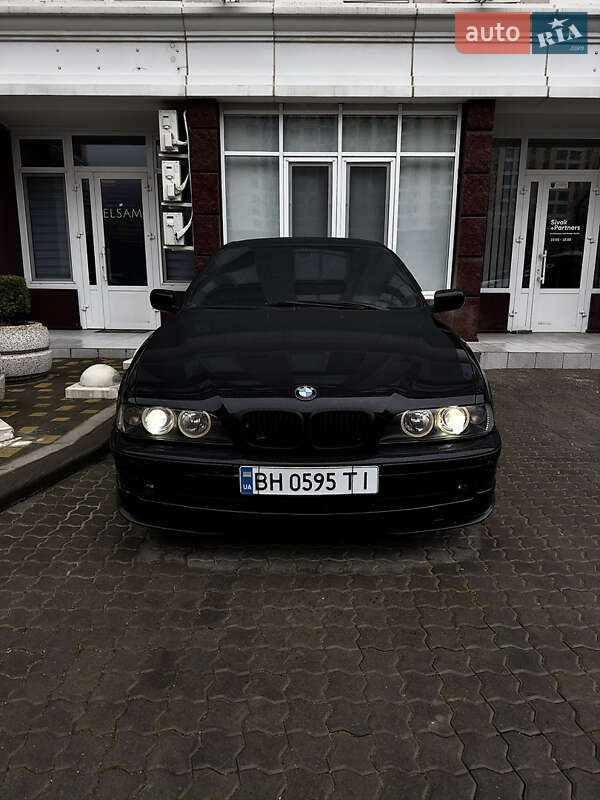 Седан BMW 5 Series 2000 в Одессе