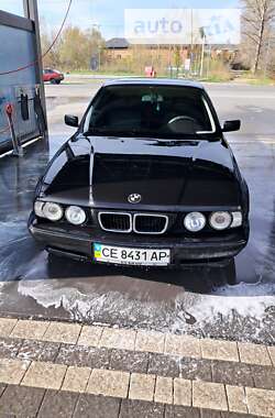 Седан BMW 5 Series 1994 в Надворной