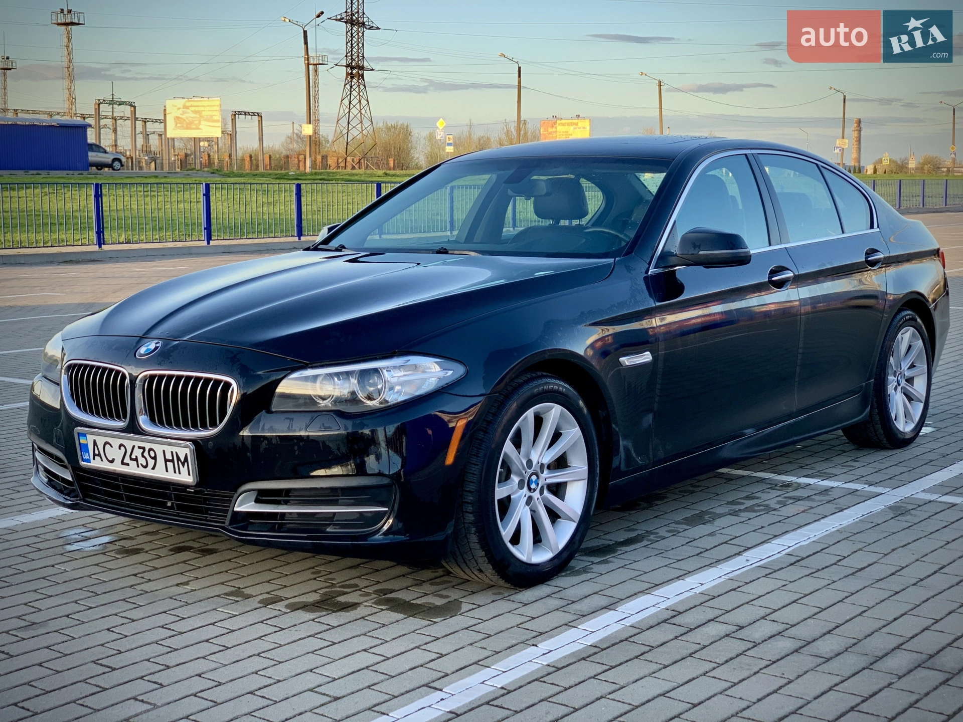 BMW 5 Series 2014 VIN WBAFV3C50ED686333 фото оголошення 5 з 35