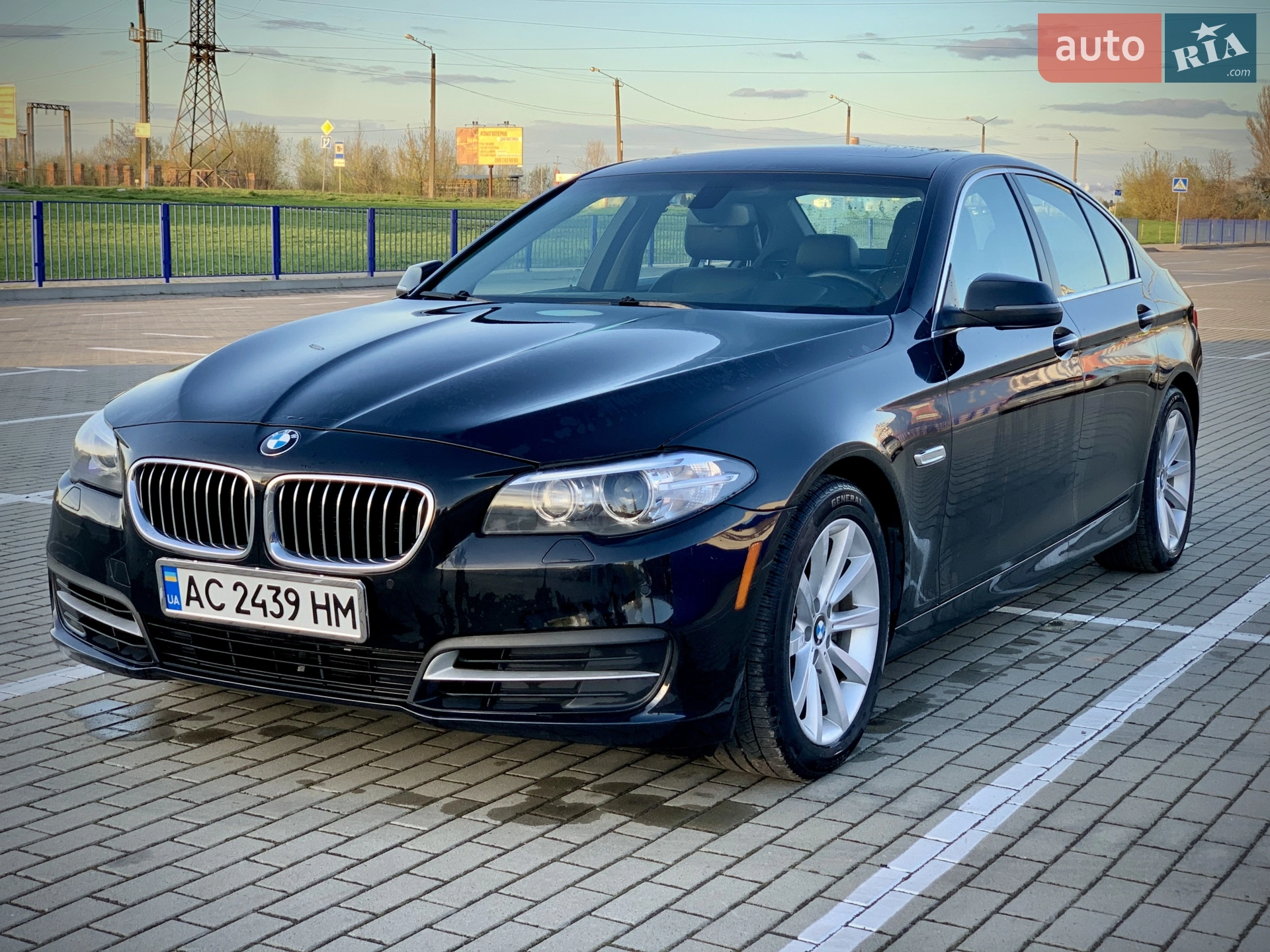 BMW 5 Series 2014 VIN WBAFV3C50ED686333 фото оголошення 4 з 35
