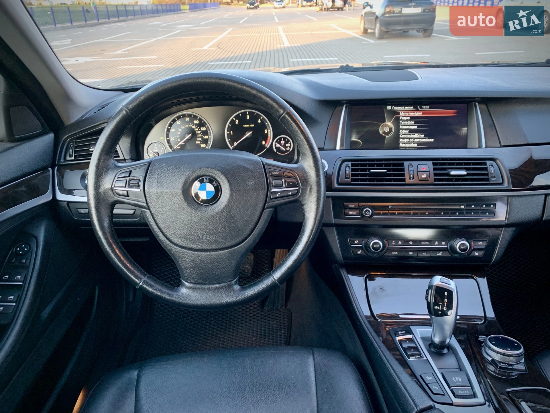 BMW 5 Series 2014 VIN WBAFV3C50ED686333 фото оголошення 28 з 35
