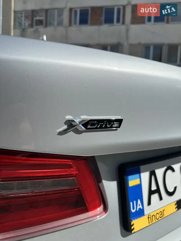 BMW 5 Series 2017 VIN WBAJA7C57JWA73379 фото оголошення 8 з 101