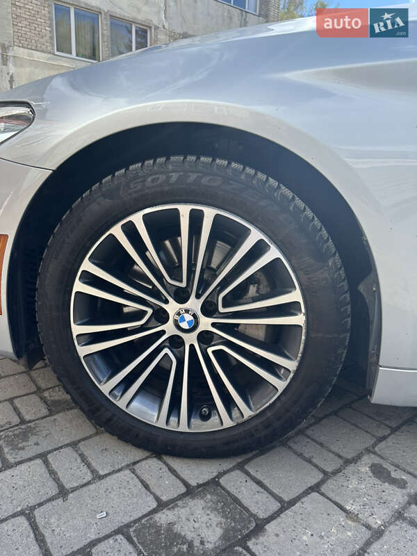 Седан BMW 5 Series 2017 в Луцке