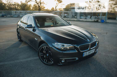 Седан BMW 5 Series 2013 в Чернівцях