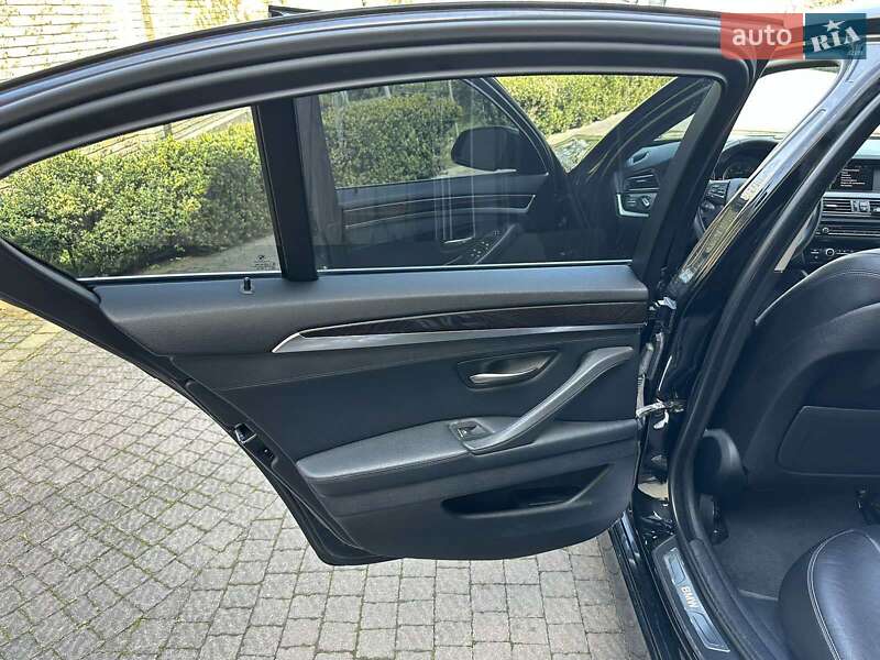 Седан BMW 5 Series 2013 в Луцке