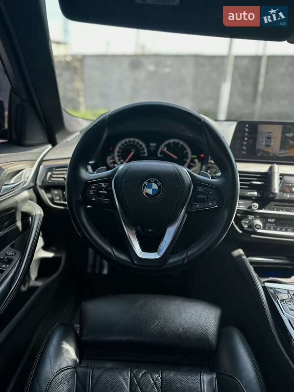 Седан BMW 5 Series 2018 в Измаиле