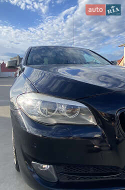 Седан BMW 5 Series 2012 в Мукачево