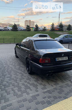 Седан BMW 5 Series 2002 в Киеве