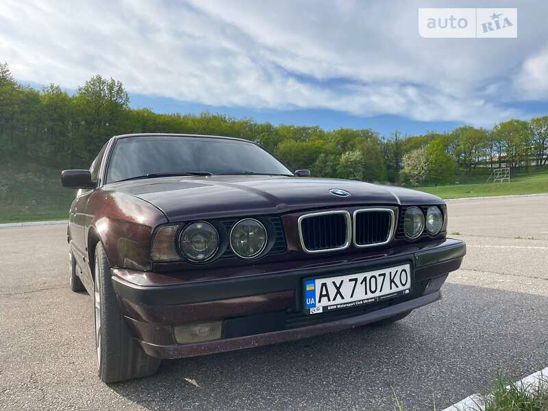 Седан BMW 5 Series 1995 в Харькове