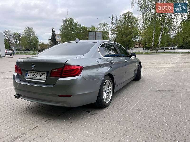 Седан BMW 5 Series 2011 в Тернополі