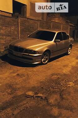 Седан BMW 5 Series 1996 в Львове