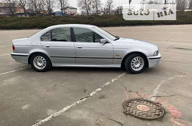 Седан BMW 5 Series 1997 в Умані