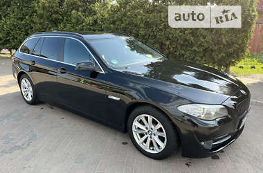 Універсал BMW 5 Series 2010 в Чернівцях