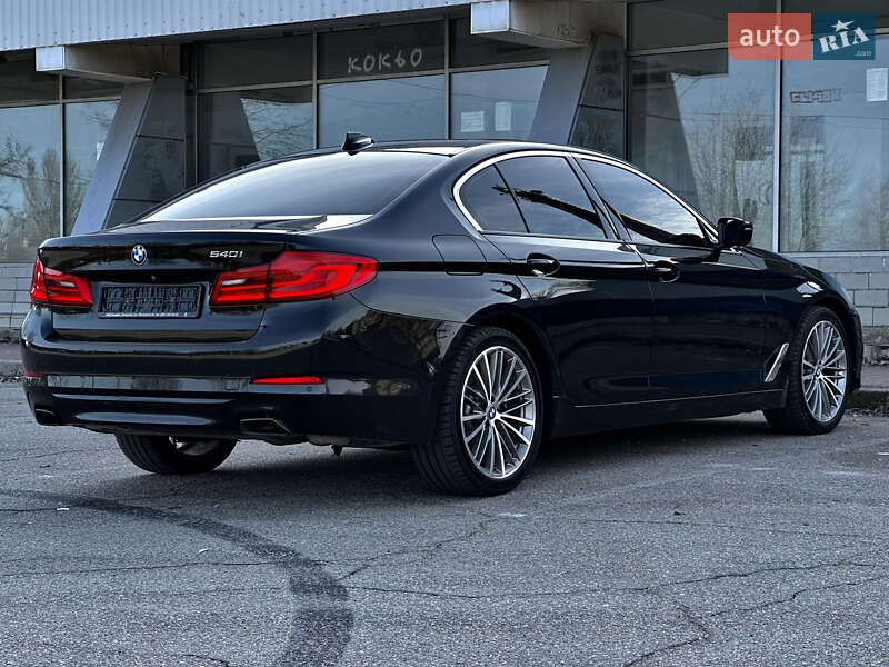 Седан BMW 5 Series 2019 в Запорожье