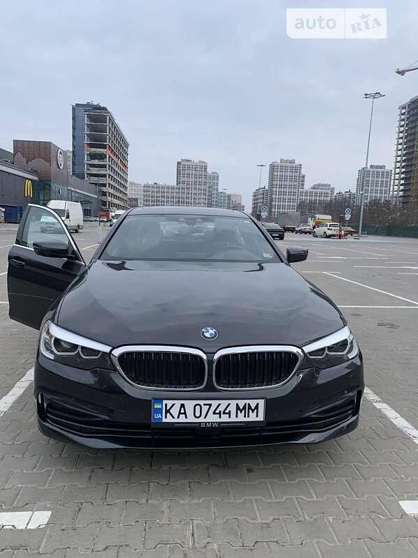 Седан BMW 5 Series 2019 в Києві