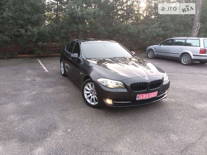 Седан BMW 5 Series 2012 в Виннице