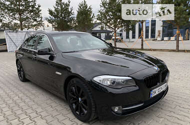 Седан BMW 5 Series 2012 в Ровно