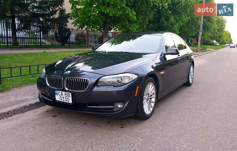 Седан BMW 5 Series 2012 в Черкасах