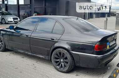Седан BMW 5 Series 2002 в Перемышлянах