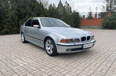 Седан BMW 5 Series 1996 в Запоріжжі