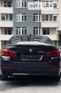 Седан BMW 5 Series 2012 в Тернополі