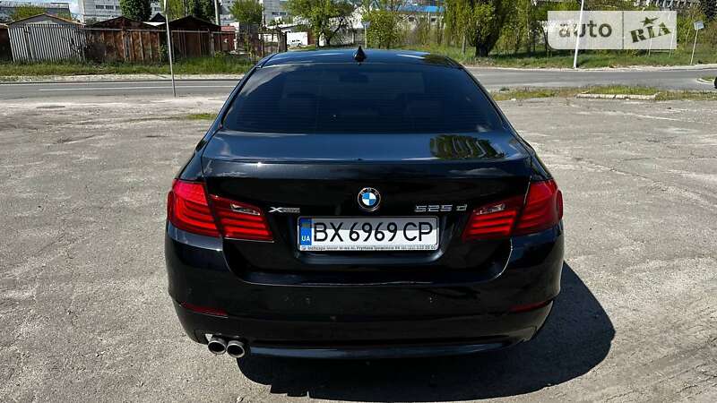 Седан BMW 5 Series 2013 в Киеве