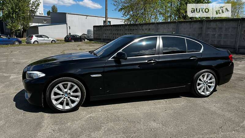 Седан BMW 5 Series 2013 в Киеве