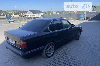 Седан BMW 5 Series 1990 в Каменец-Подольском