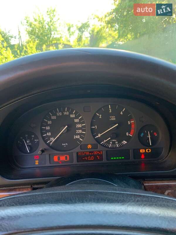 Універсал BMW 5 Series 1998 в Звягелі