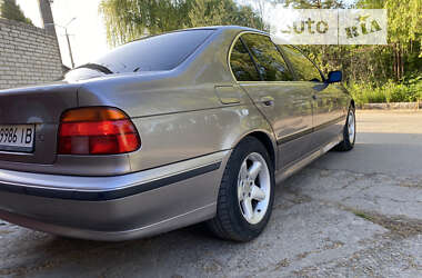 Седан BMW 5 Series 1998 в Виннице