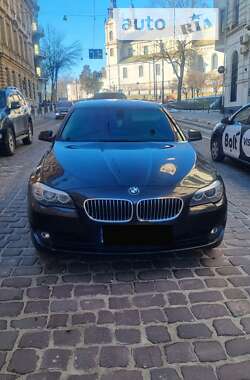 Седан BMW 5 Series 2010 в Каменке-Бугской