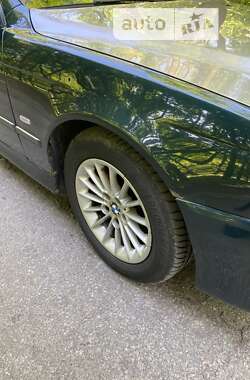 Седан BMW 5 Series 1996 в 