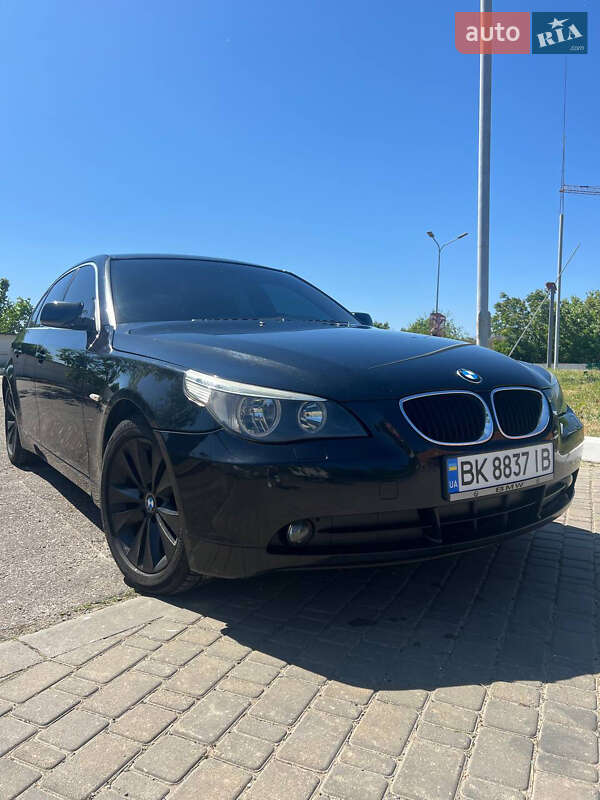 BMW 5 Series 2004 BMW 5 Series 2004
