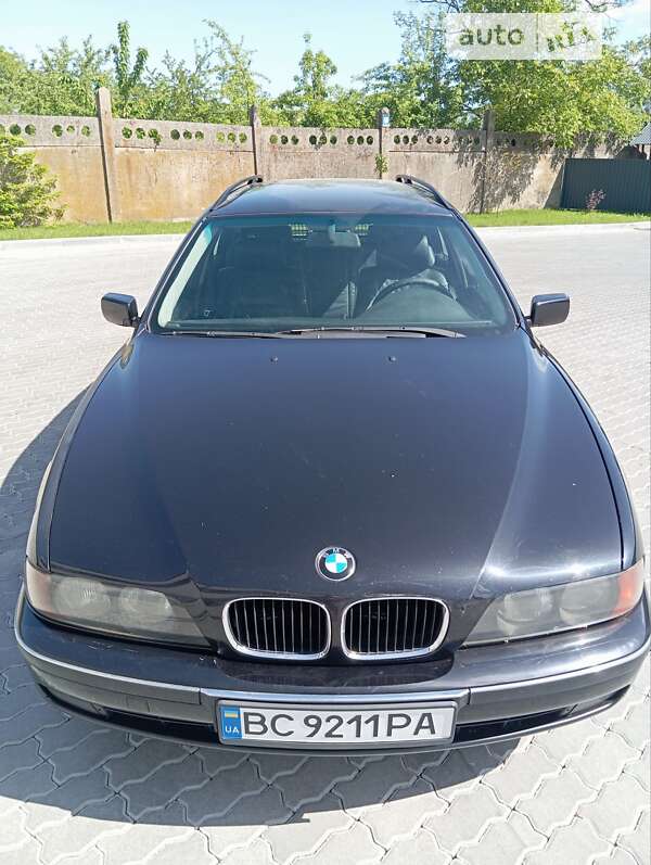 Универсал BMW 5 Series 1998 в Бориславе