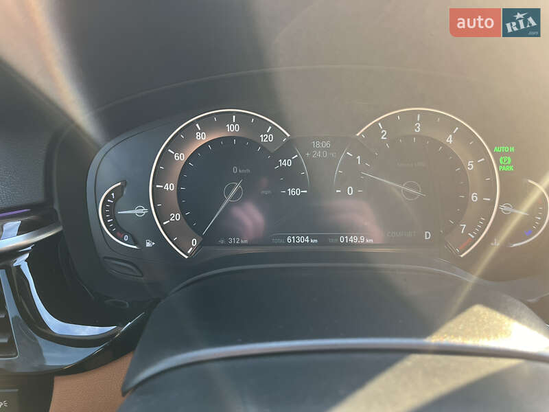 Седан BMW 5 Series 2017 в Черкасах