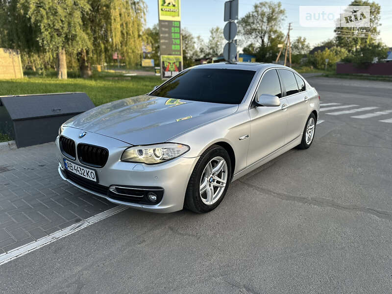 Седан BMW 5 Series 2012 в Виннице