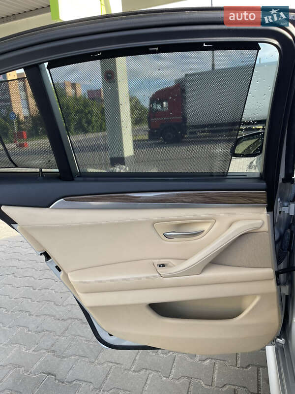 Седан BMW 5 Series 2013 в Дніпрі