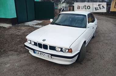 Седан BMW 5 Series 1991 в Чернигове
