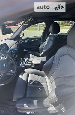 Седан BMW 5 Series 2019 в Кривом Роге