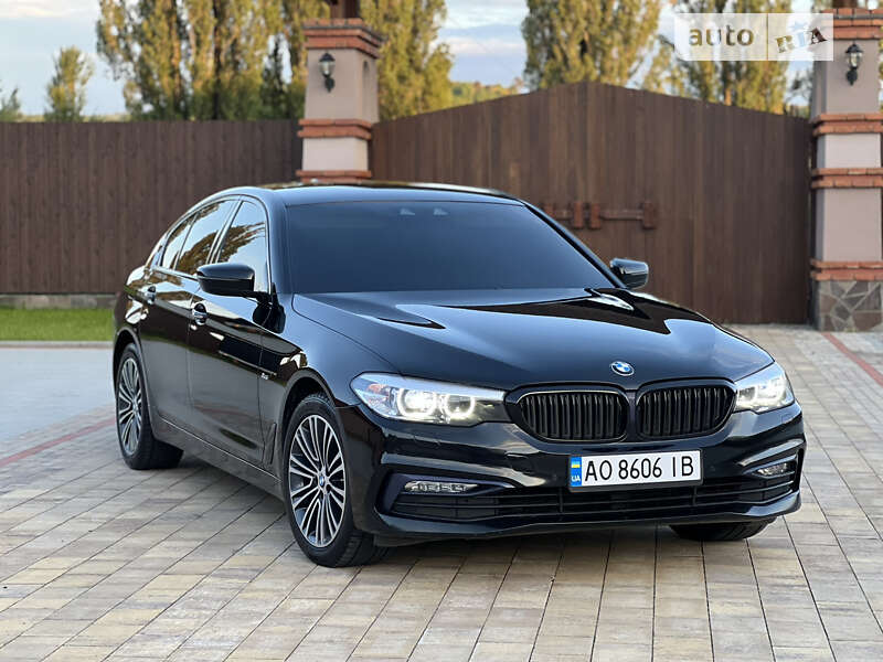 Седан BMW 5 Series 2018 в Ужгороде