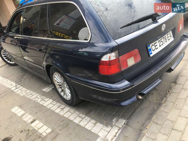 Універсал BMW 5 Series 2001 в Чернівцях