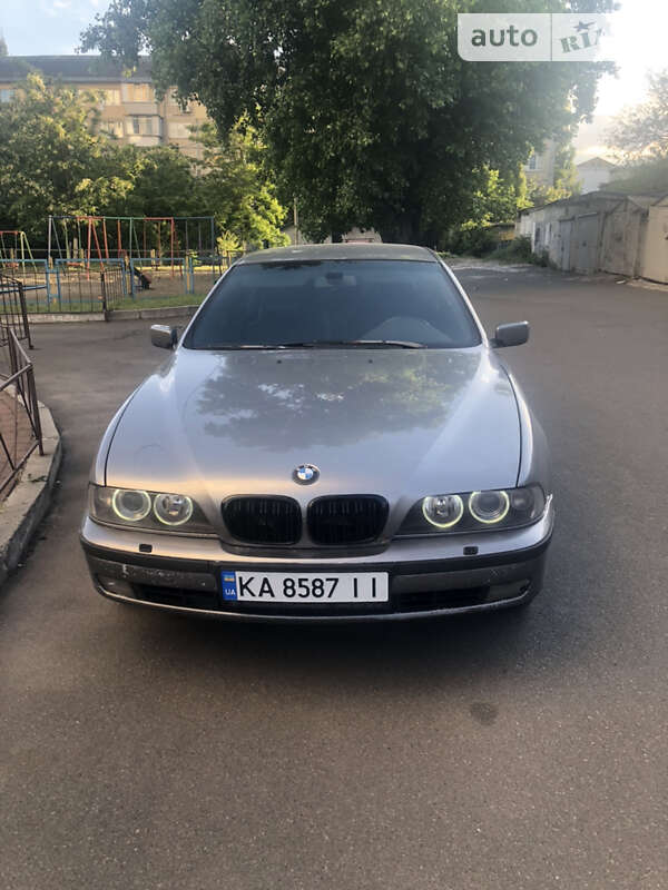 Седан BMW 5 Series 1997 в Києві