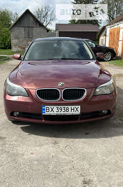 Седан BMW 5 Series 2004 в Острозі